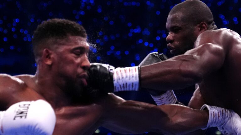 Antony joshua vs Daniel dobious